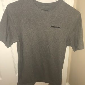 Men’s Patagonia Dark Grey T shirt Size XS